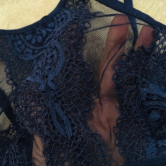 2/$25 Victoria’s Secret bralette bra - Picture 5 of 7